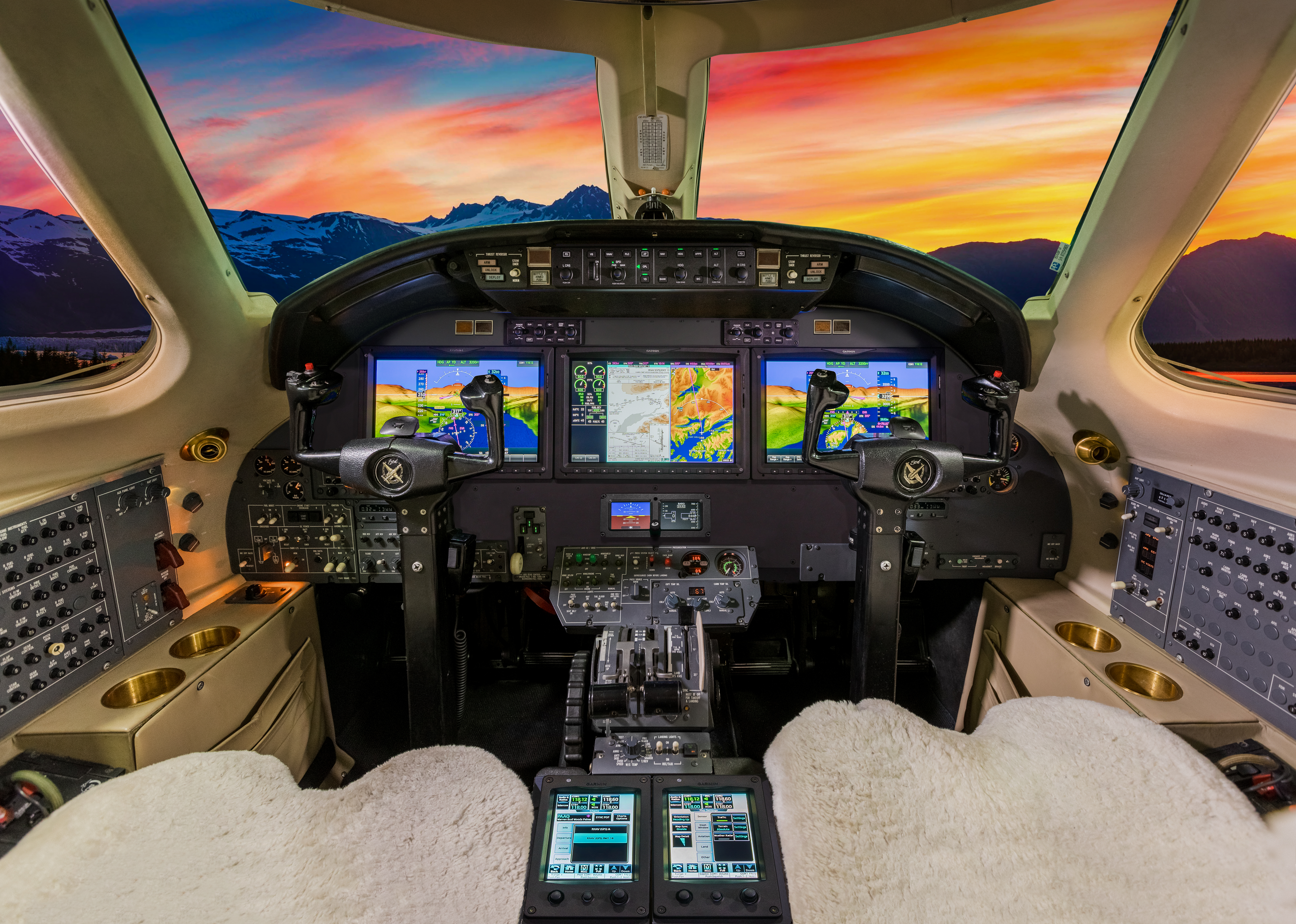 Elliott Aviation Delivers Three Citation Excel/XLS Garmin